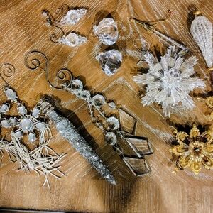 Elegant Silver and Gold Ornament Set